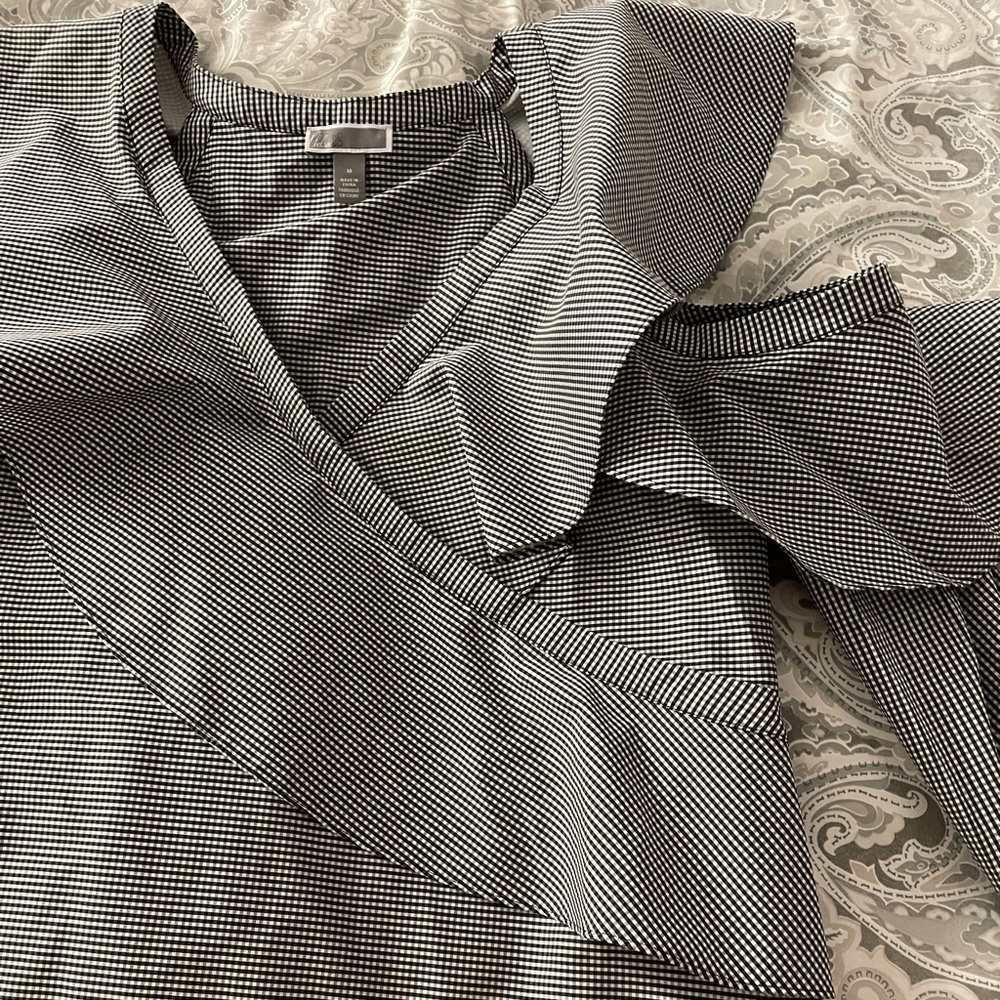 B&W ruffled cold shoulder blouse
